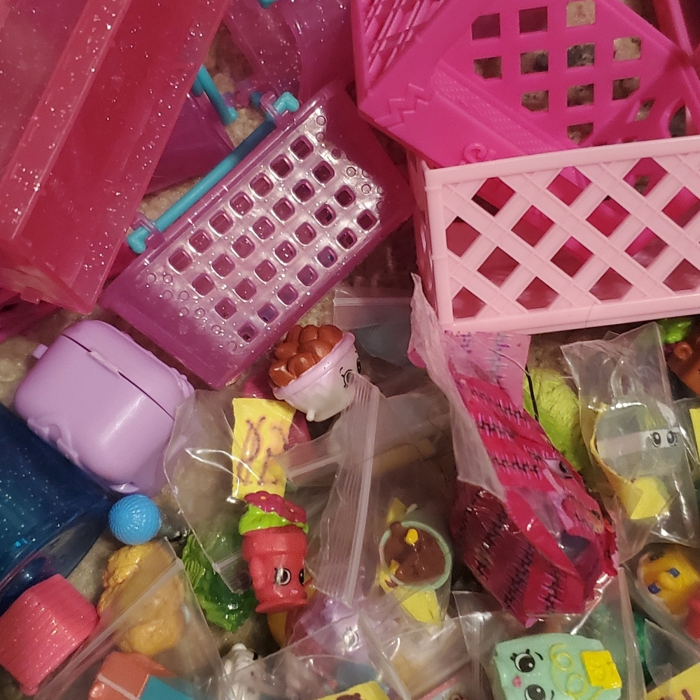!!!!!💜💙💚Big lot of shopkins💚💙💜!!!!!! - Picture 2 of 5